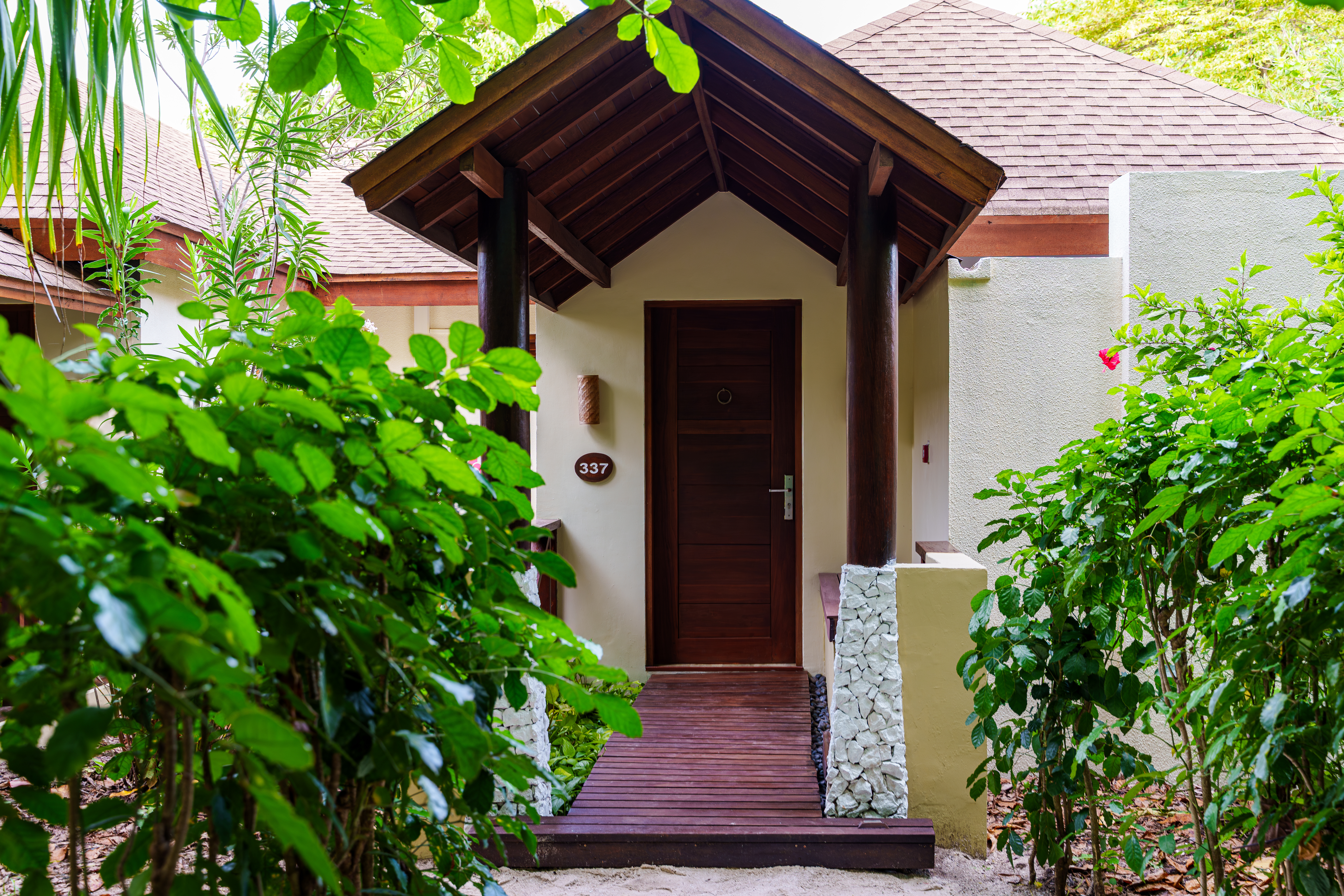 Deluxe Beach Villas