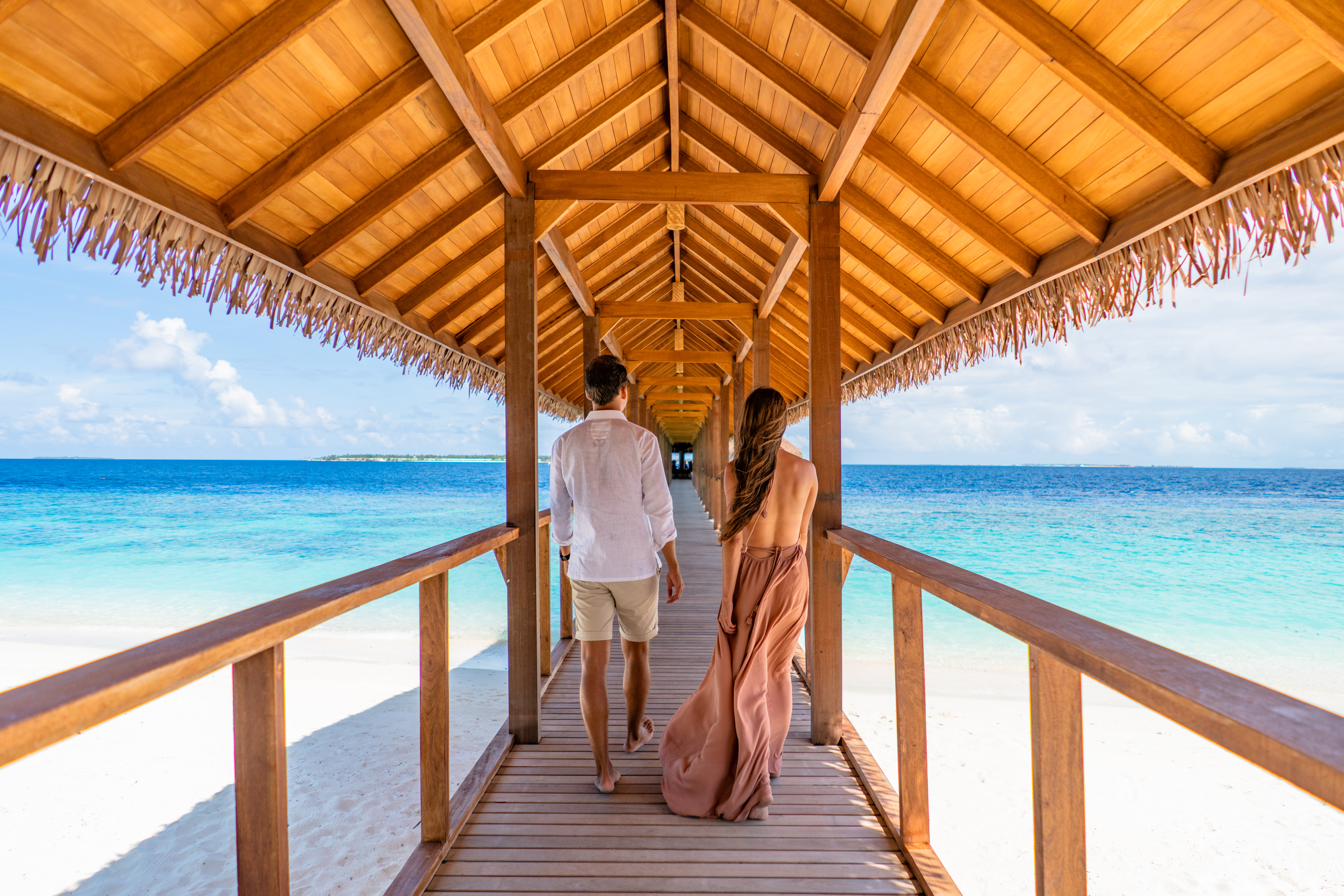 reethi_faru_resort_-_dhiyavaru_bar__restaurant