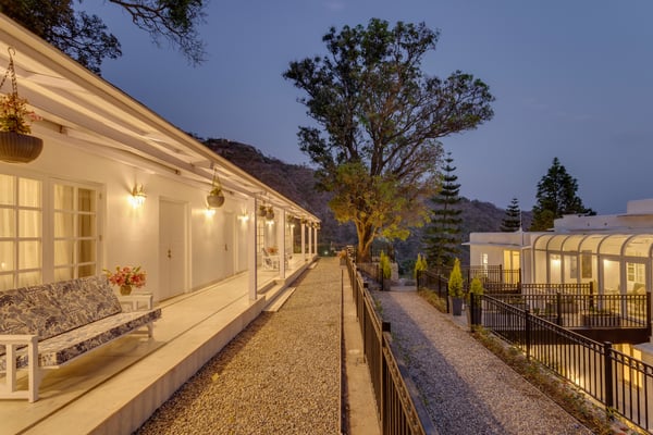 Kinwani House: Your Abode That Shines Amidst Himalayan Foothills